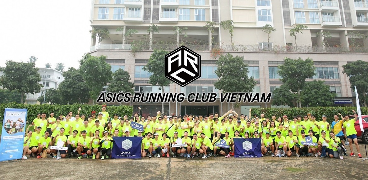Asic running club Clearance