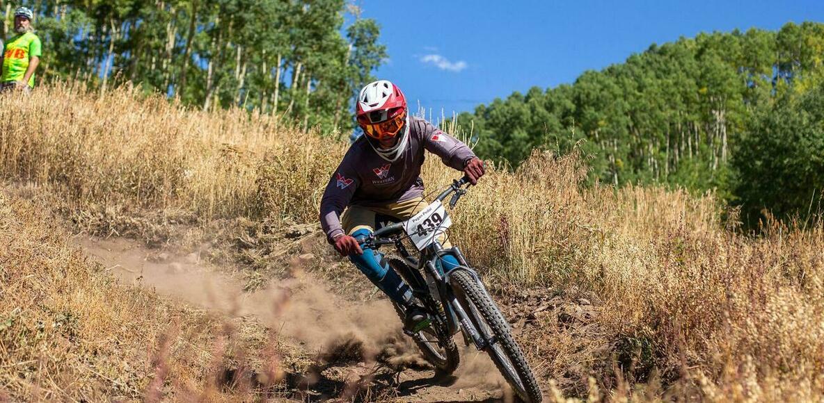 gunnison-colorado-western-colorado-university-cycling-team